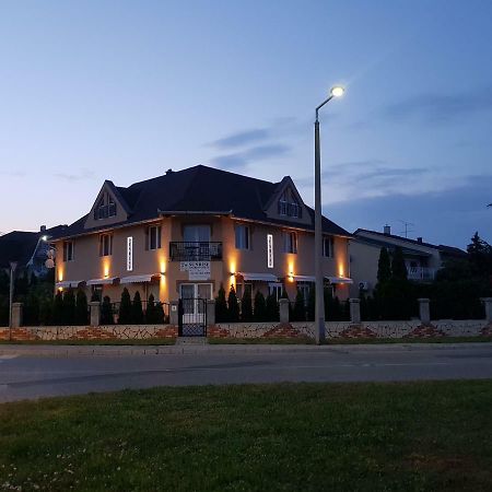 Sunrise Apartmanhaz Балатонфюред Экстерьер фото
